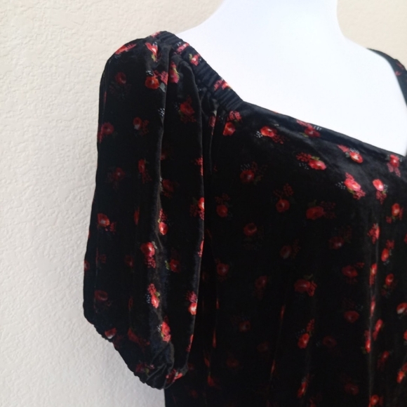 Loft velvet floral puff sleeve sweetheart neckline blouse - Picture 7 of 10